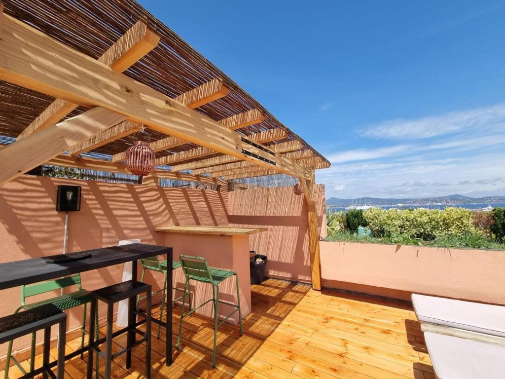 Superbe Appartement Avec Rooftop Prive 圣特罗佩 外观 照片